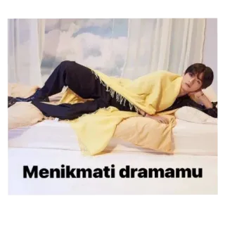 🏁 Menikmati dramamu person, liegen, bett, entspannung, gelb telegram sticker