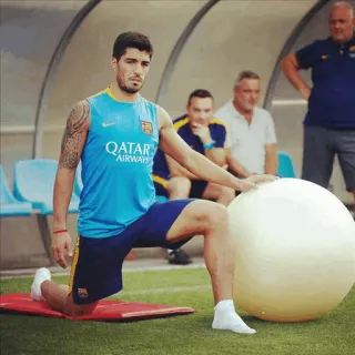 😕 Luis Suárez Qatar Airways футболист, спортсмен, футбол, спорт, упражнения, Луис Суарес telegram sticker
