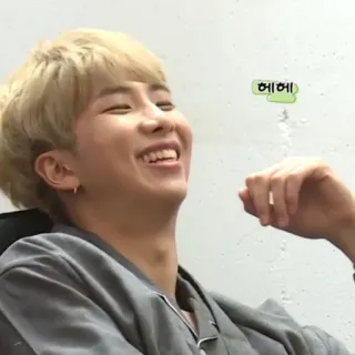 🦚 헤헤 smile, happy, laughing, man telegram sticker