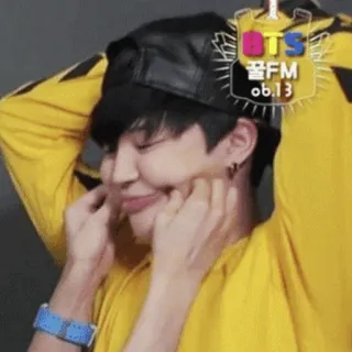 😍 BTS 꿀 FM 06.13 K팝, BTS, 음악, 아이돌 whatsapp sticker