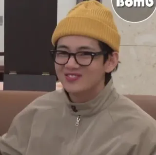😁 Kim Tae-hyung Person, Mann, Brille, Hut, Casual, Kpop, Sänger telegram sticker