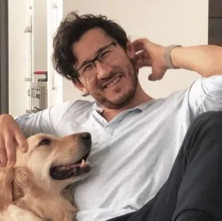 😁 homme, chien, lunettes, portrait, souriant, animal de compagnie, amitié telegram sticker