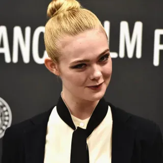😏 Elle Fanning Schauspielerin, blond, Porträt, Promi, Frau, Lincoln Film Center whatsapp sticker