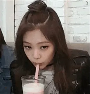 🌙 여자, 마시는, 우유, 빨대, 사람, 음료 telegram sticker