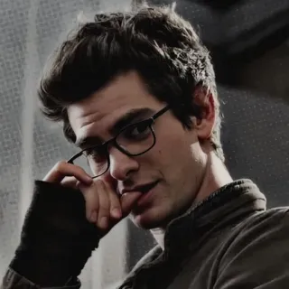 🌟 Andrew Garfield andrew garfield, acteur, lunettes, célébrité telegram sticker