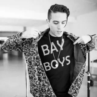 〰 BAY BOYS Moda uomo, Mimmetico, Street style, Moda urbana, Abbigliamento uomo, Stile telegram sticker