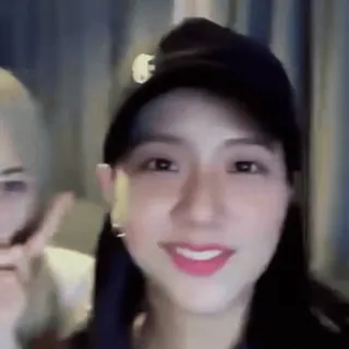 🙋 Jisoo 여자, K팝, 지수, 가수, 블랙핑크 telegram sticker
