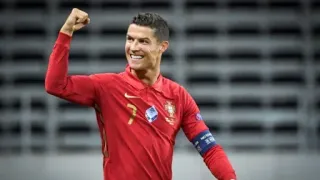 7️⃣ Cristiano Ronaldo soccer, football, athlete, player, portugal, ronaldo telegram sticker