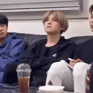 🧷 whatsapp sticker