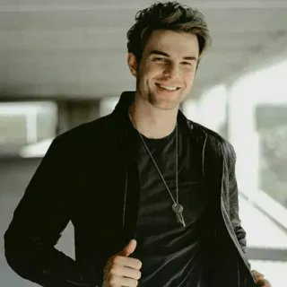📎 man, jacket, casual, portrait, key necklace, smiling telegram sticker