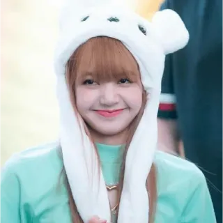 😀 Lisa kpop, лиза, айдол, певица, женщина, милая, шляпа telegram sticker