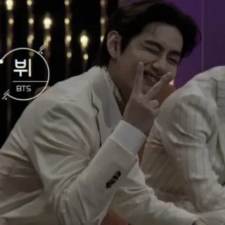 🚬 뷔
BTS kpop, bts, v, корейская поп-музыка, певец, бойз-бенд telegram sticker