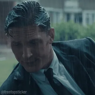 🥃 @freetopsticker homme, costume, pluie, Tom Hardy whatsapp sticker