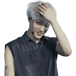 ☺️ uomo, persona, capelli bianchi, canotta, microfono, tatuaggio whatsapp sticker