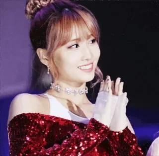💟 Momo Hirai Momo, Hirai, Twice, Kpop, Cantora, Dançarina, Idol whatsapp sticker