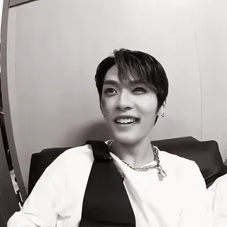 🔪 Lee Know kpop, idol, singer, stray kids, korean telegram sticker