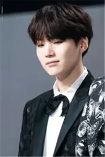☺️ portrait, homme, costume, kpop, suga, min yoongi telegram sticker