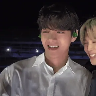 😁 kpop, bts, v, jimin, sonrisa, celebridad telegram sticker