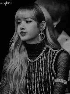 ◾️ Lisa youngboss mulher, Blackpink, Lisa, celebridade, K-pop, ídolo telegram sticker