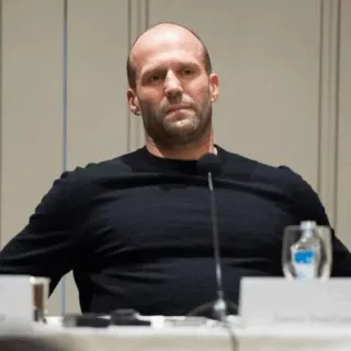 🌐 Jason Statham, ator, retrato, celebridade, homem, careca whatsapp sticker