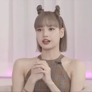 🦔 Lisa K-pop, Cantante, Idolo, Celebrity, Lisa, Blackpink whatsapp sticker