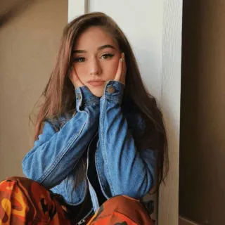 🙂 女性, 女の子, ポートレート, 座り, カジュアル, デニムジャケット telegram sticker
