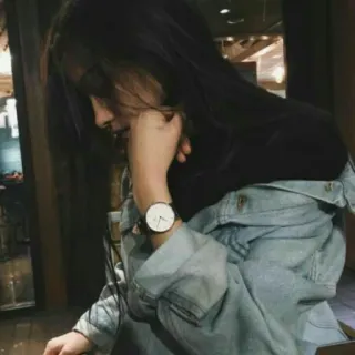 😔 fille, veste en jean, femme, personne, décontracté, montre telegram sticker