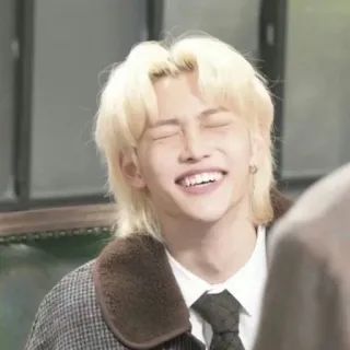 😁 Felix kpop, idol, stray kids, portrait, celebrity, singer, smile telegram sticker