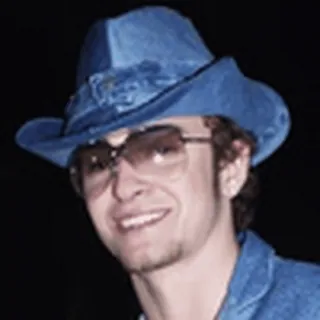 🤠