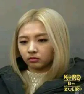😐 KORD Kpop, chica, mujer, rubia, seria, cara, retrato whatsapp sticker