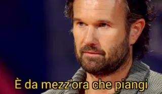 😒 È da mezz'ora che piangi telegram sticker