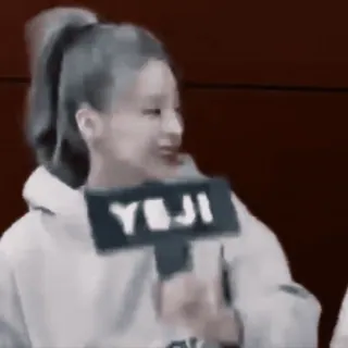 🕹 Yeji YEJI K-Pop, Idol, Cantante, Celebrità telegram sticker