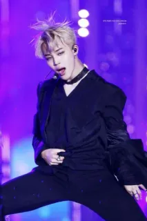 🥵 Jimin K-pop, cantor, performance, BTS, palco, masculino, idol telegram sticker
