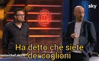 🤭 Ha detto che siete dei coglioni cooking, chef, insult, italian telegram sticker