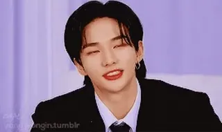 😌 đàn ông, kpop, veston, nụ cười, Hàn Quốc whatsapp sticker