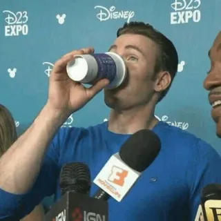 😗 Chris Evans Chris Evans, Disney Expo, actor, celebrity, D23 Expo telegram sticker