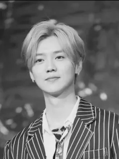 🌊 Luhan asian, man, celebrity, singer, idol, fashion, kpop telegram sticker