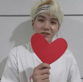 🖤 Suga Suga, BTS, Coração, K-Pop, Cantor coreano, Ídolo telegram sticker