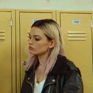 🌸 Maeve Wiley Sex Education Maeve Wiley, Sex Education, Netflix, Emma Mackey, drama adolescente, escuela, taquilla telegram sticker