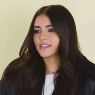 🌎 Madison Beer นักร้อง, นักแต่งเพลง, คนดัง, เพลง, อินฟลูเอนเซอร์ telegram sticker