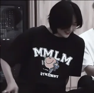 🍭 MMLM
STKUNST 티셔츠, 의류, 미소, 검정, 단색, 캐주얼 whatsapp sticker