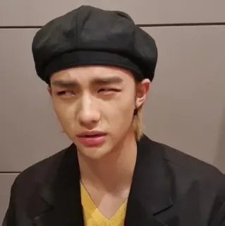 😒 person, man, portrait, facial expression, beret, kpop telegram sticker