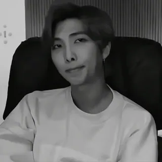 🙄 RM kpop, rm, bts, музыка, портрет, идол, знаменитость whatsapp sticker