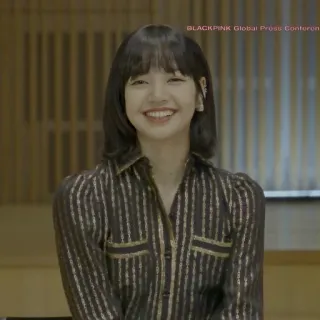 🍸 Lisa BLACKPINK Global Press Conference BLACKPINK, Lisa, K-pop, cantora, música, sorrindo whatsapp sticker