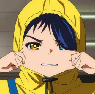 😠 Anime, Mädchen, gelber Hoodie, süß, Ausdruck, Charakter telegram sticker