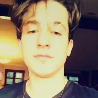 ✨ Charlie Puth charlie puth, sänger, promi, musiker, popstar whatsapp sticker