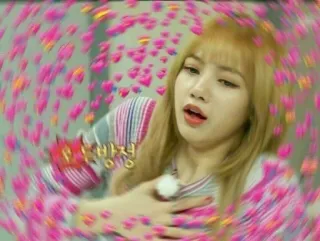 🥰 Lisa 우왕방렼 kpop, lisa, blackpink, liebe, herzen telegram sticker
