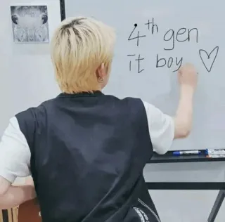 🦊 4th gen it boy It-Boy, 4. Generation, K-Pop, Idol, Schreiben, Whiteboard telegram sticker