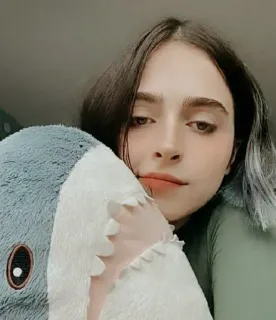 🕳 femme, requin, portrait, peluche, mignon whatsapp sticker