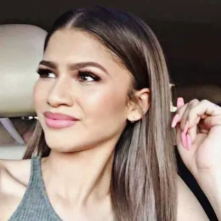 🤨 Zendaya zendaya, attrice, celebrità, donna, ritratto telegram sticker
